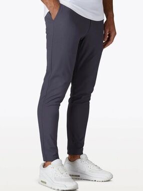 NWOT CUTS Clothing Cast Iron AO Jogger L